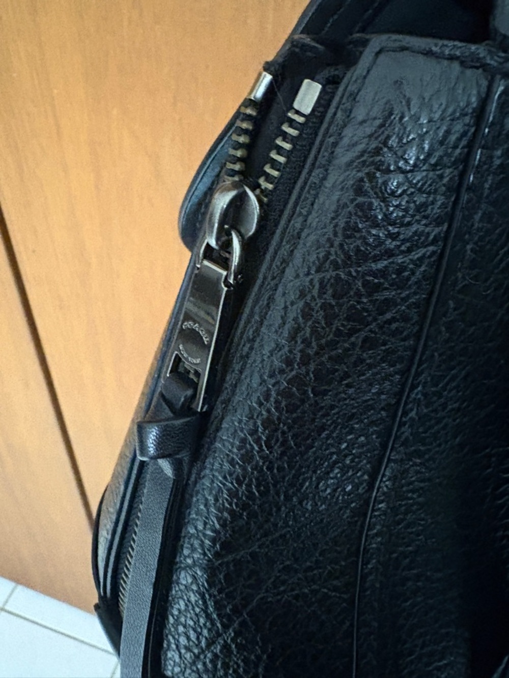 Coach Faye Convertible Backpack F30525 - Charms not included! - Picture 3 of 14